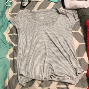 american eagle vneck